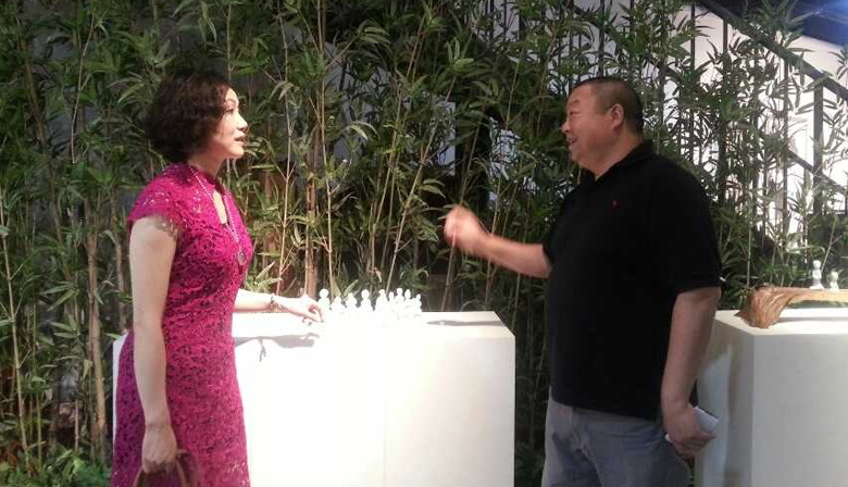 Zang Tianshuo appeared in Chen Qin art exhibition, appreciating qin, porcelain and paintings